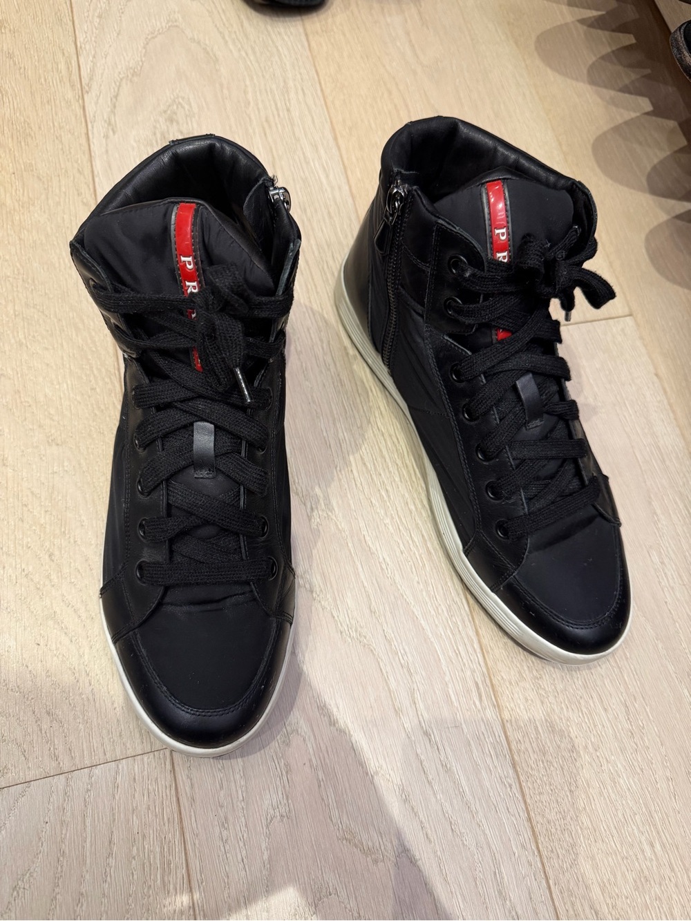 Authentic men’s Prada Black High-Top Sneakers with nylon and leather sz38.5